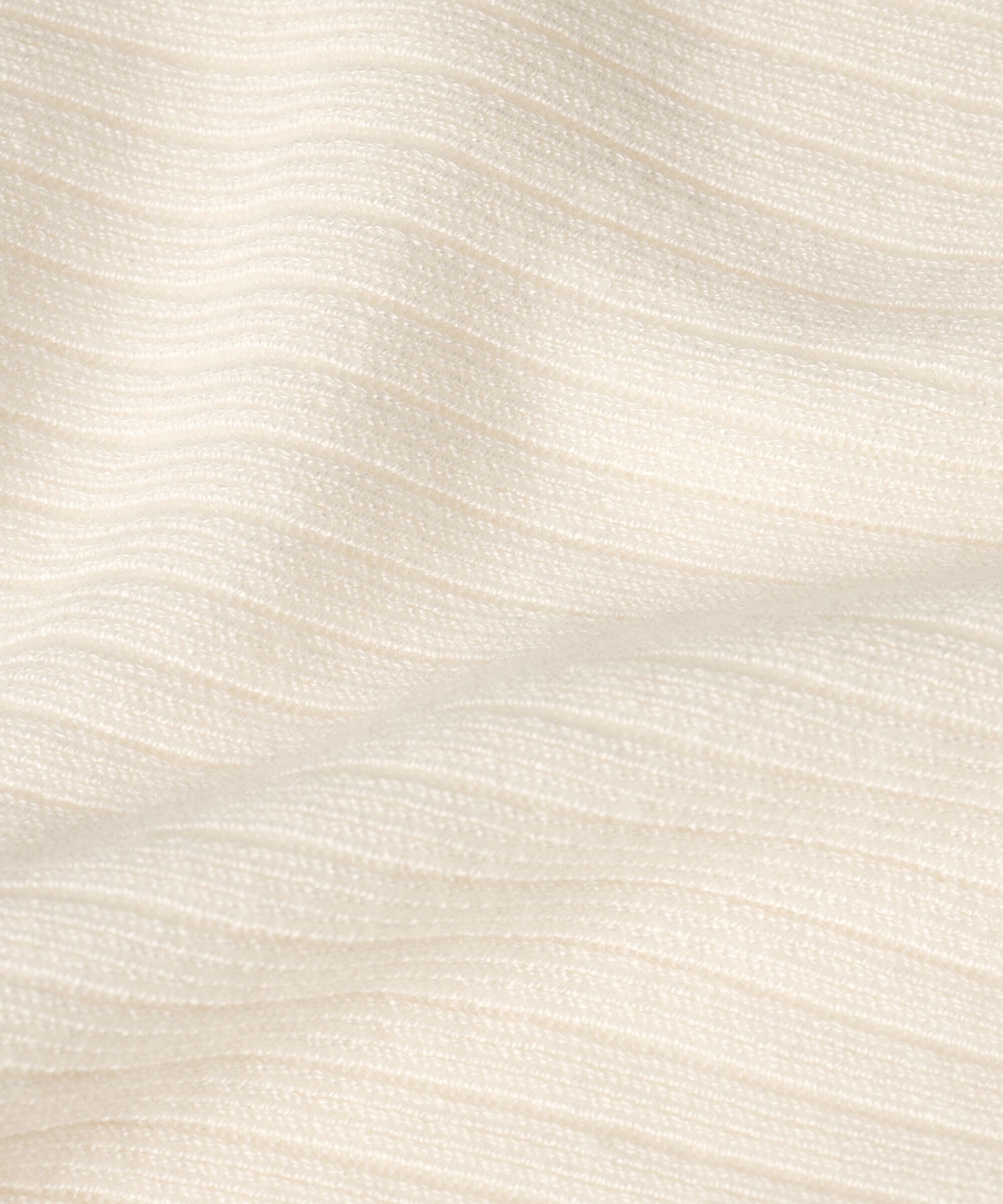 Farassia Poncho, Jet Stream