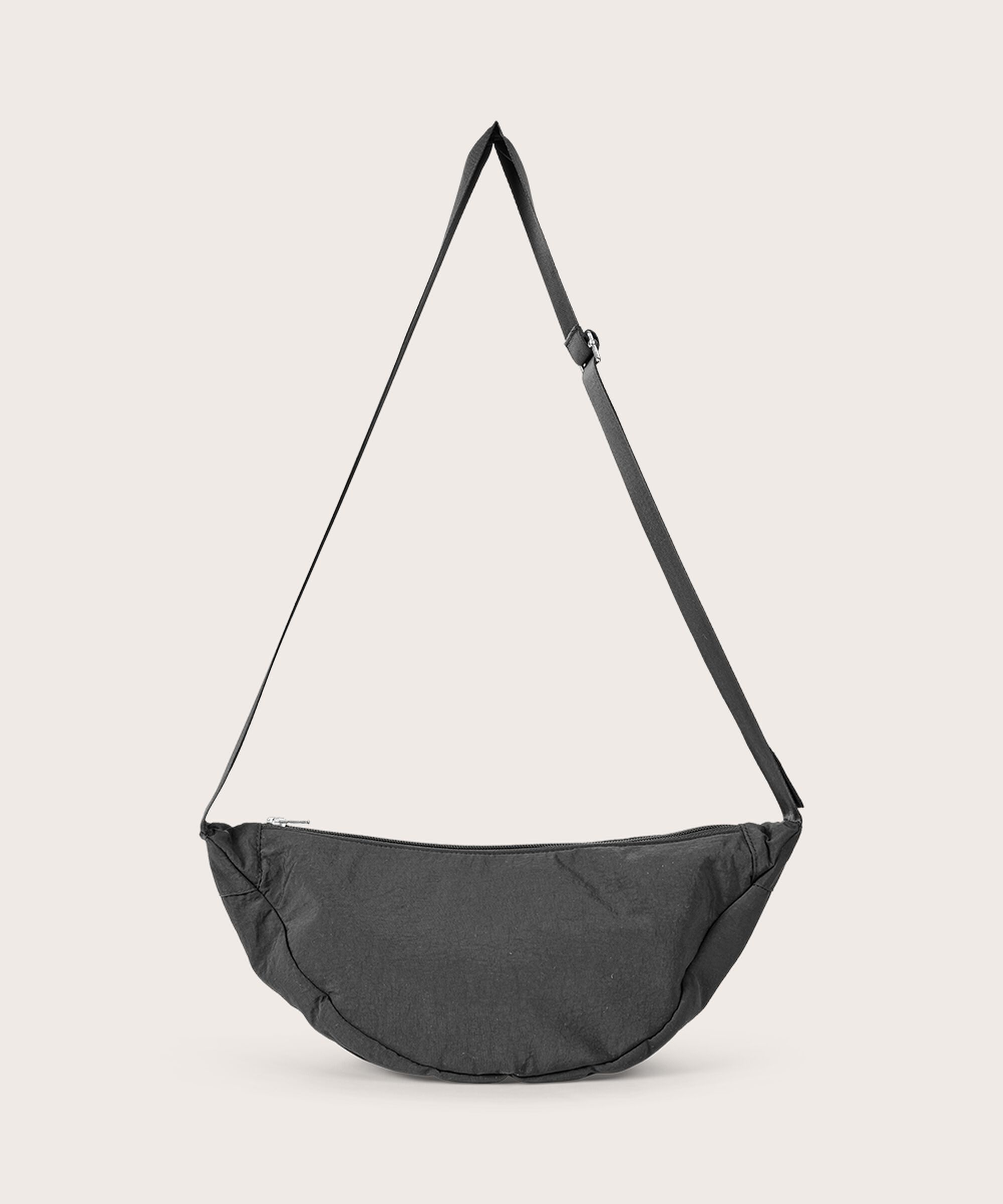 Ralli Taske, Black