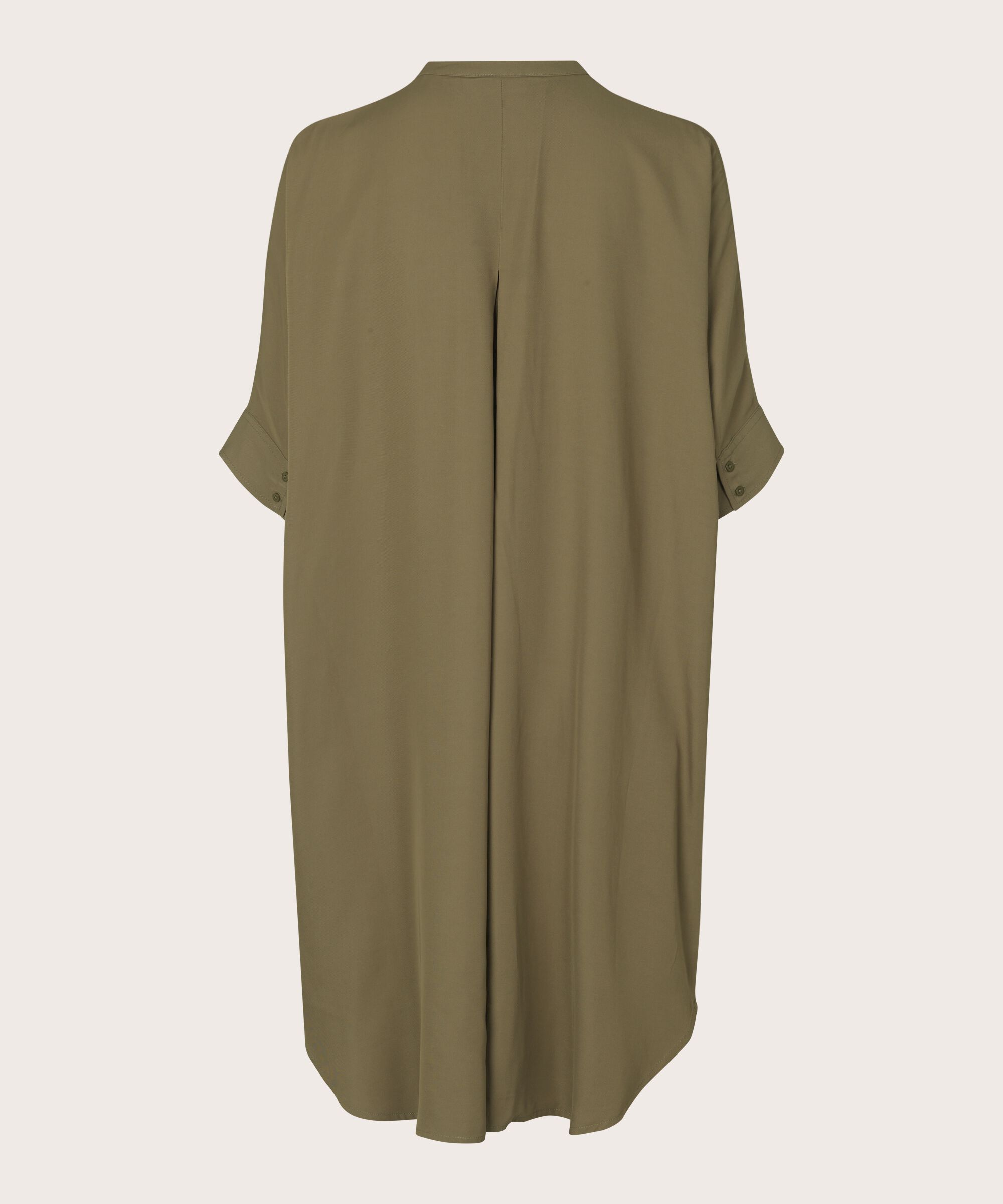 Noalta Kjole, Capers