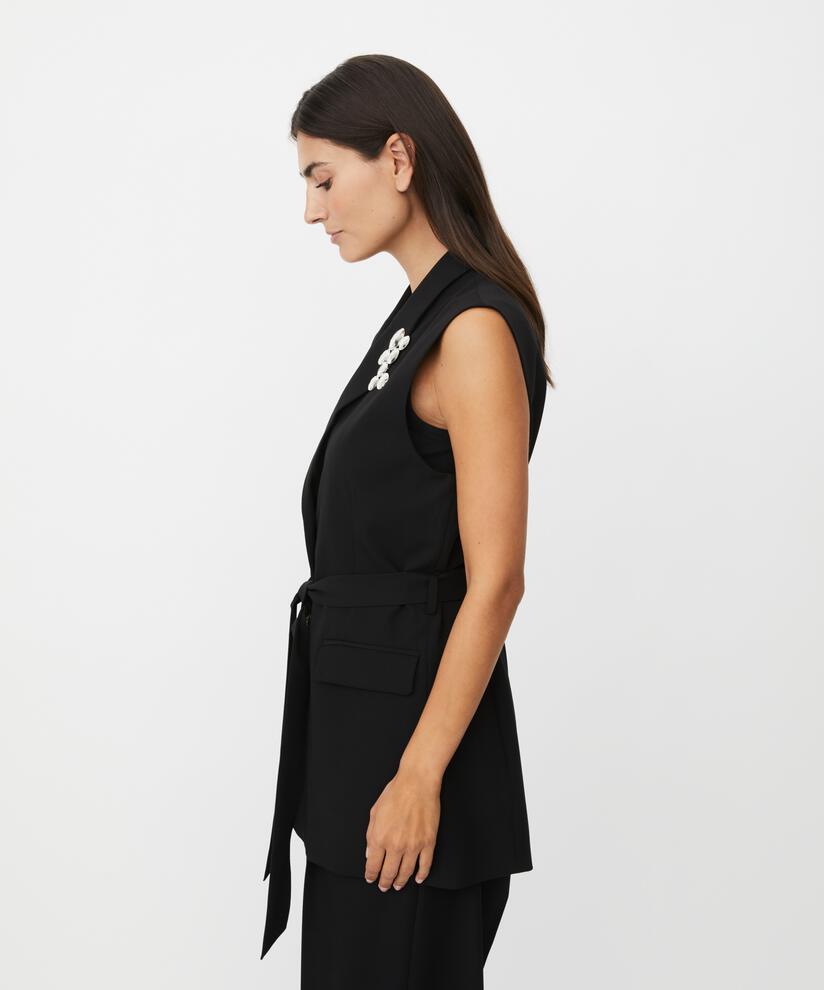 Julea Vest, Black
