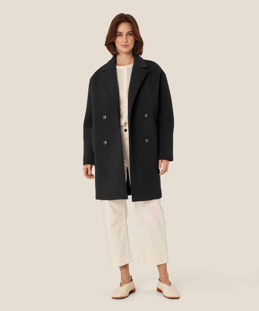 Tyni Frakke, Black
