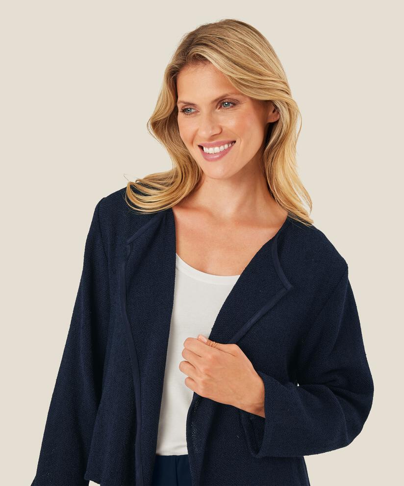 Julitta Jakke, Navy