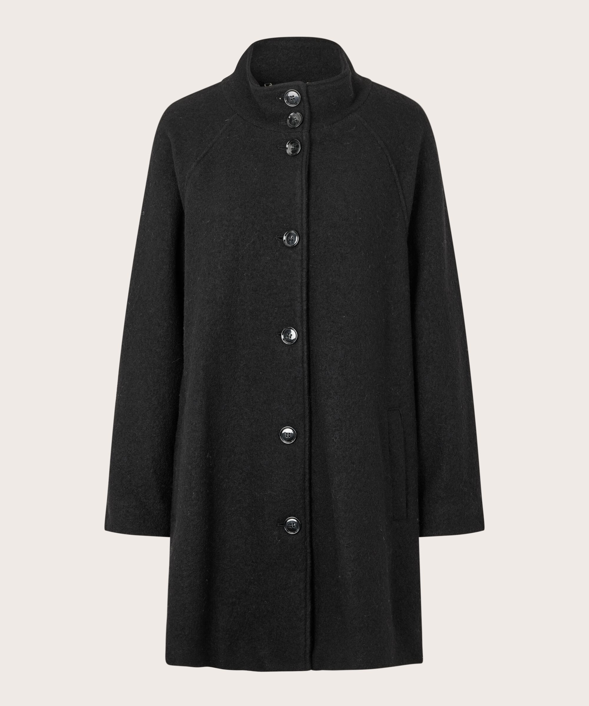 Teresa Uldfrakke, Black