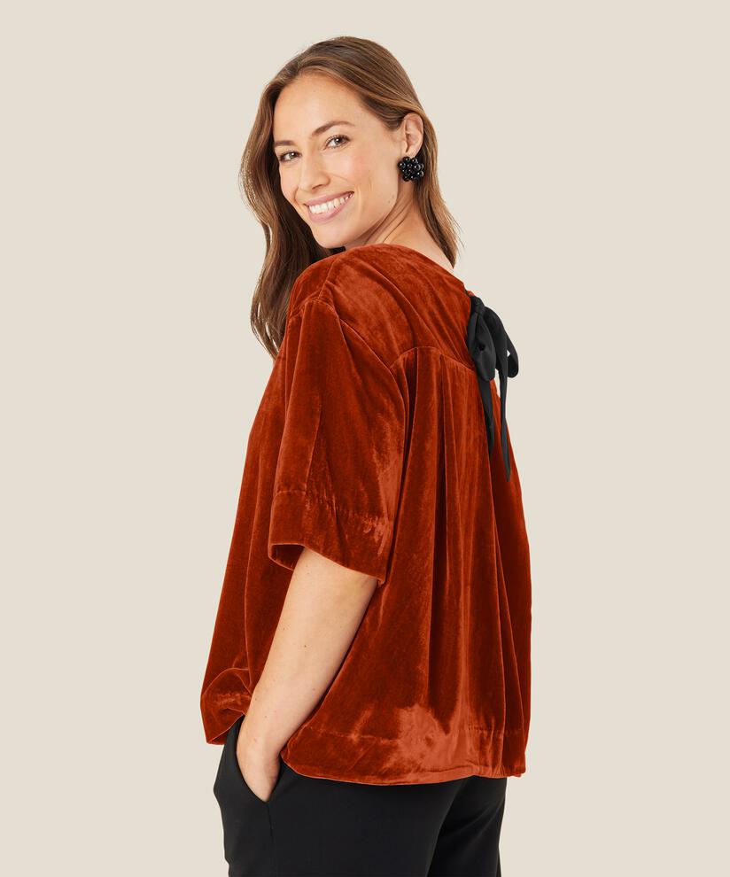 Bibiana Top, Picante