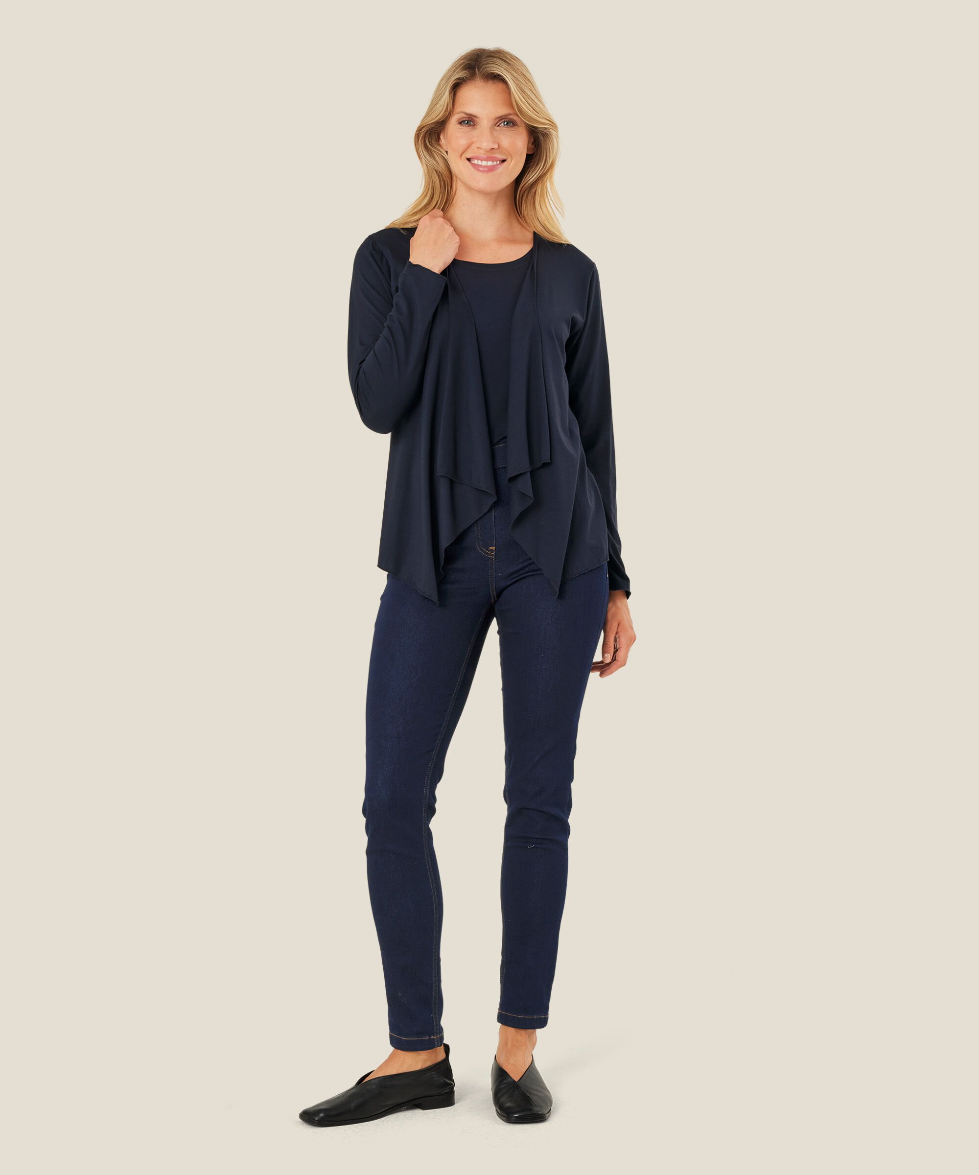 Papia Bukser, Dark Denim