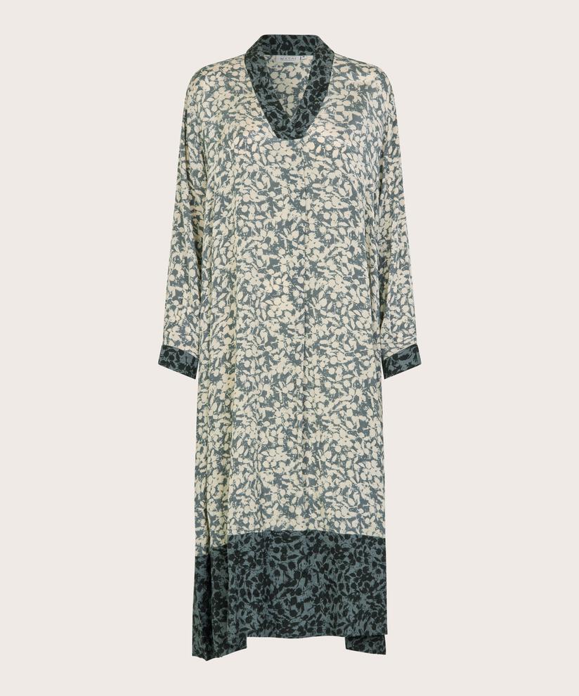 Nazimas Kjole, Balsam Green