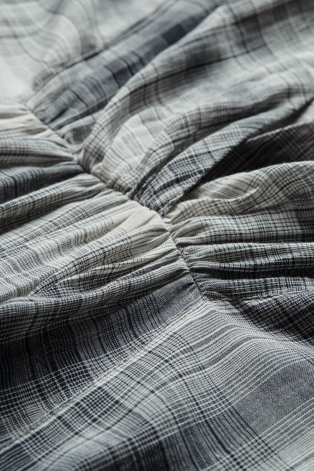 NEILA KJOLE, Gargoyle