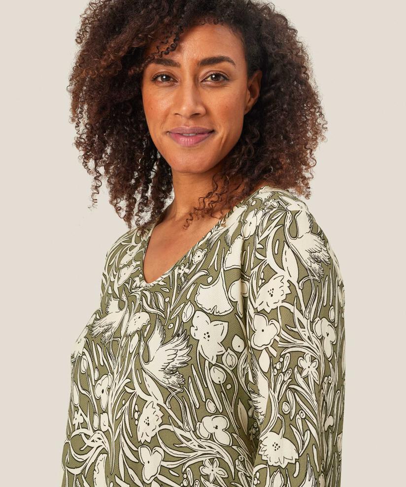 Kata Top, D. Lichen Green