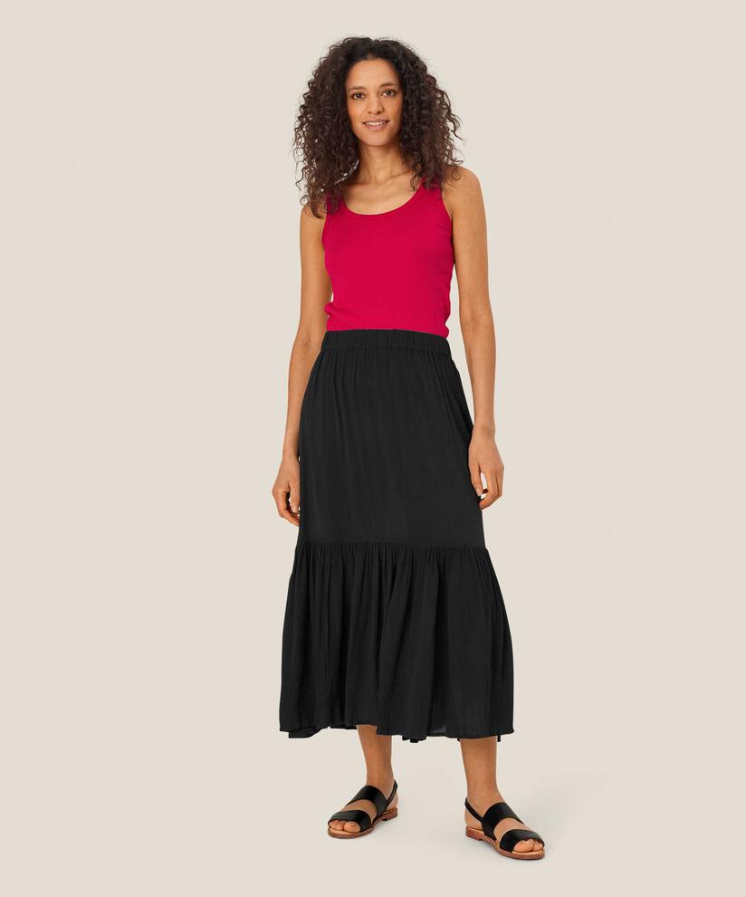 Signe Nederdel, Black