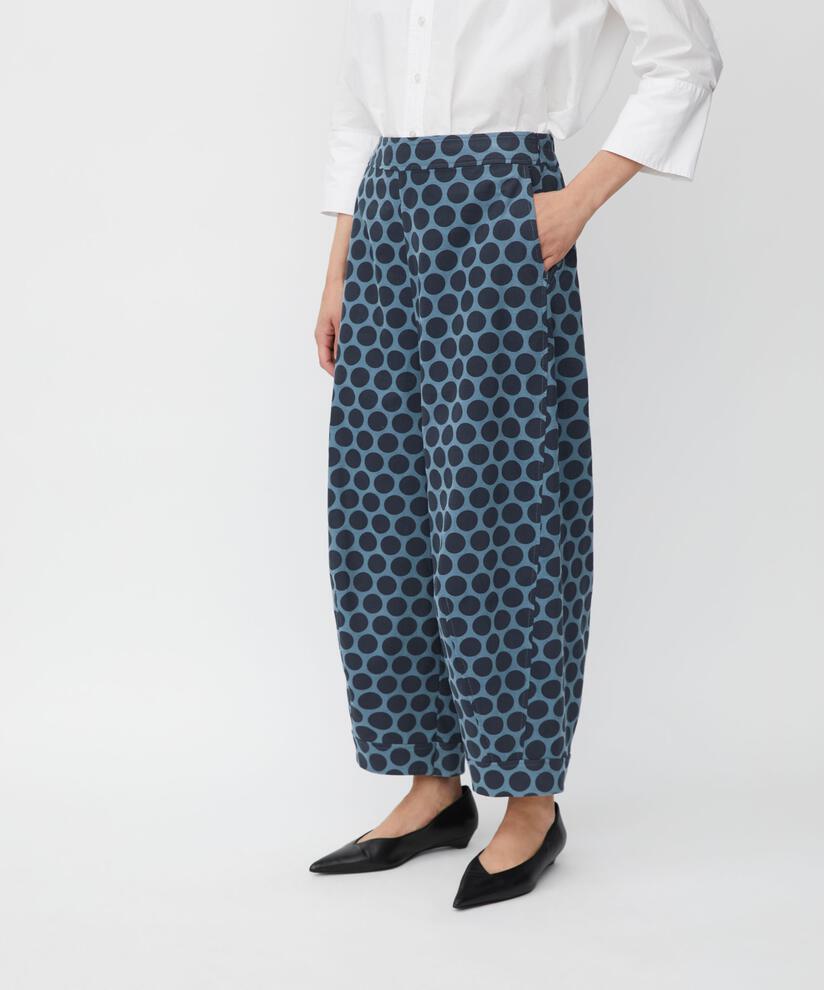 Pyrella Bukser, Navy Blazer