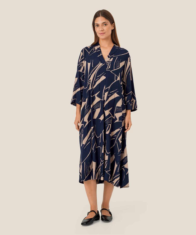 Nasiso Kjole, Navy Blazer