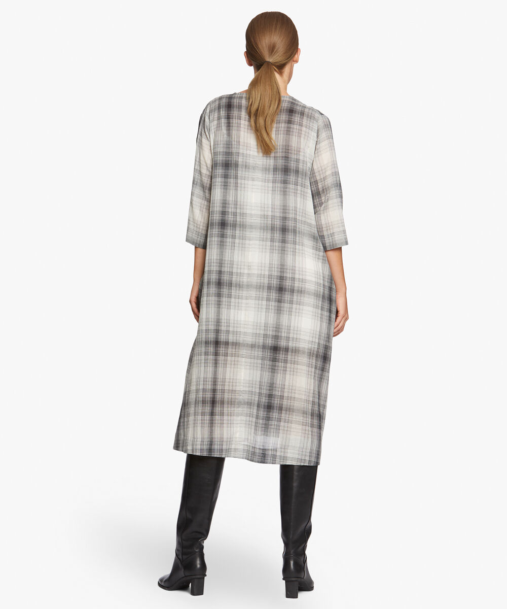 NEILA KJOLE, Gargoyle