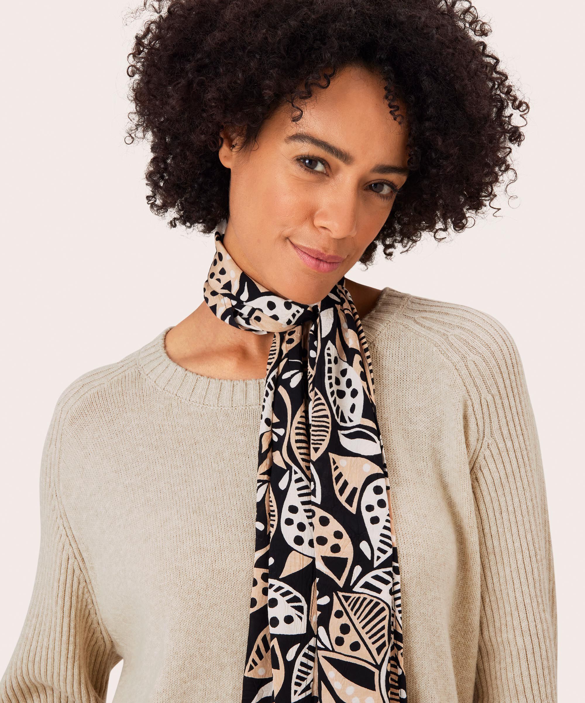 Along Tørklæde, Travertine