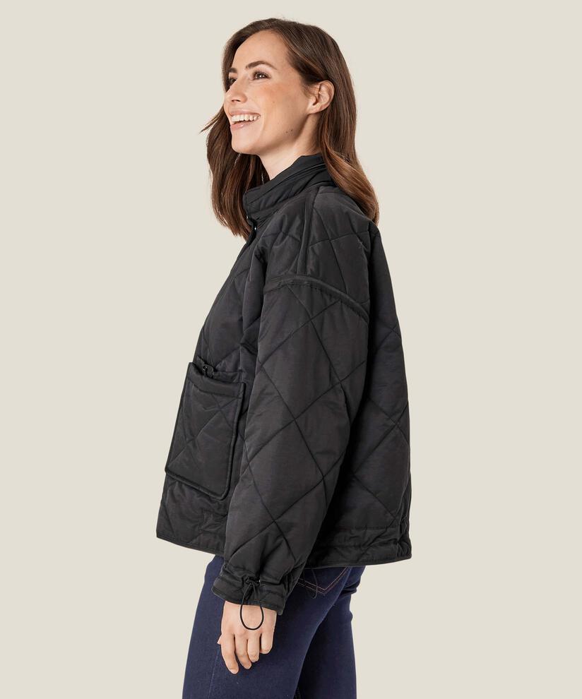 Tessie Frakke, Black