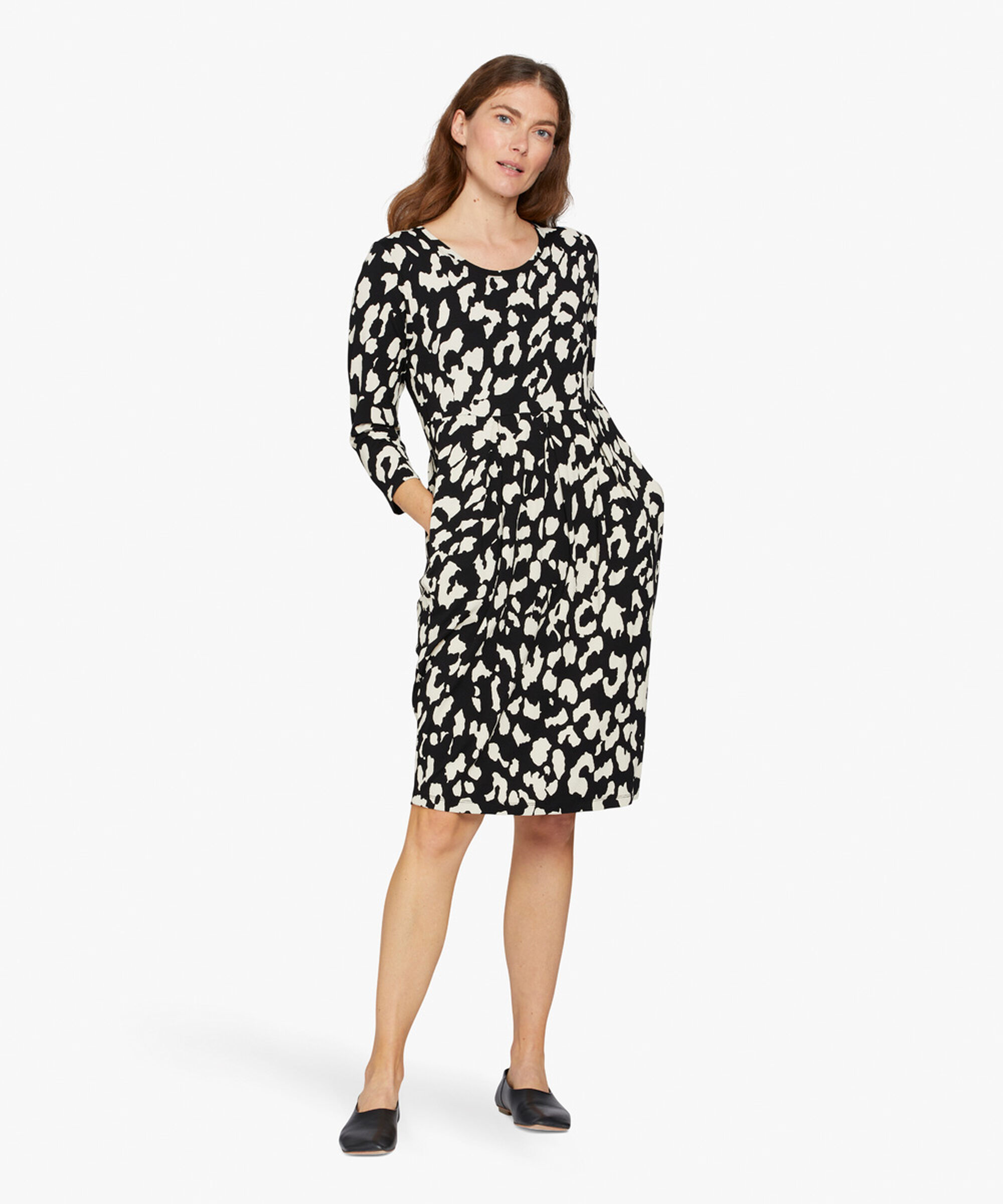 NOMA KJOLE, Black