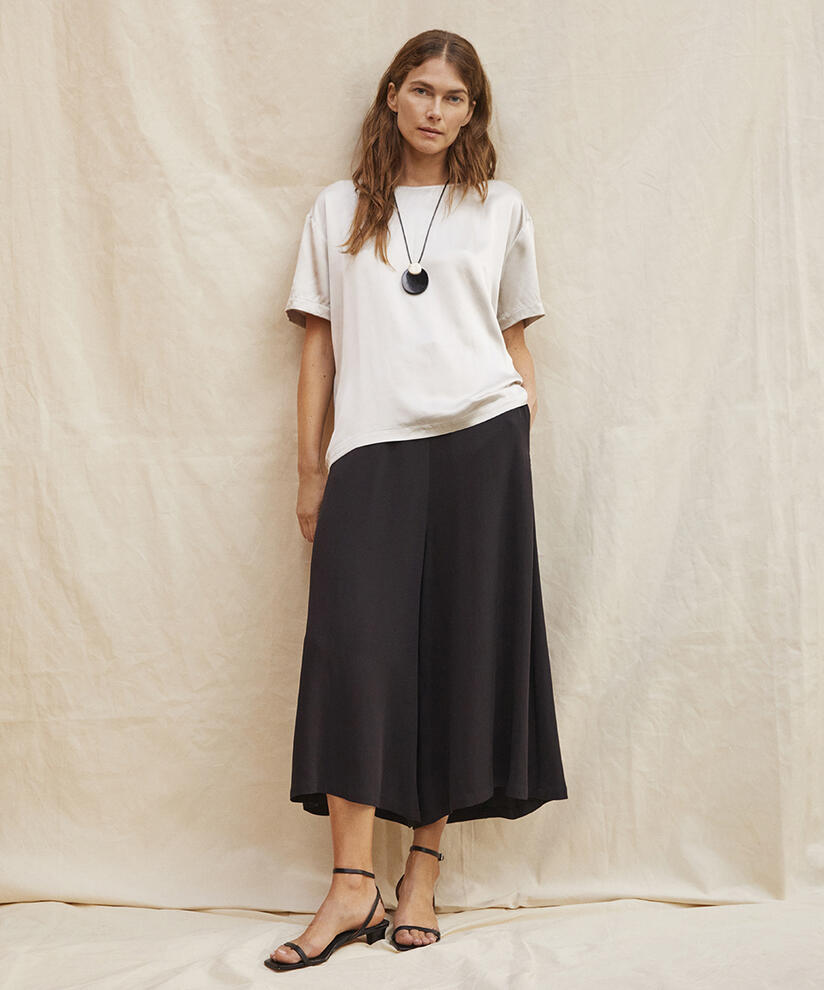 PAMEL BUKSER, Black