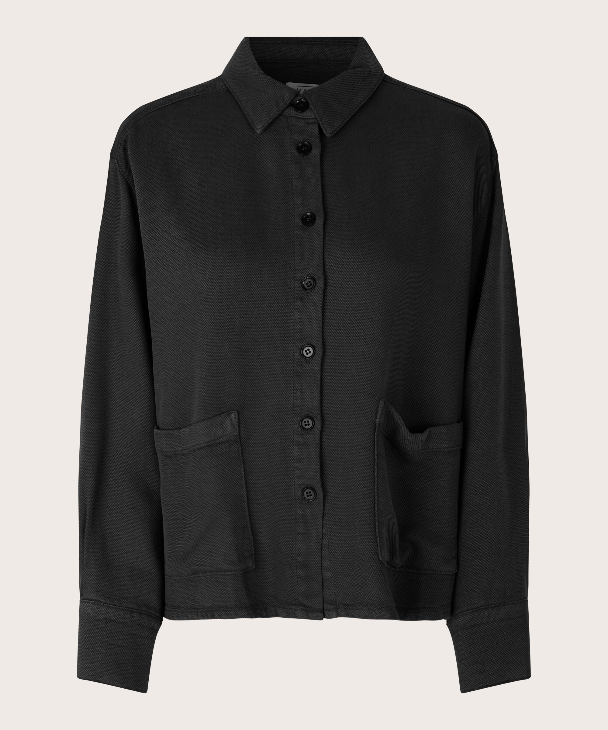 Jenica Jakke, Black