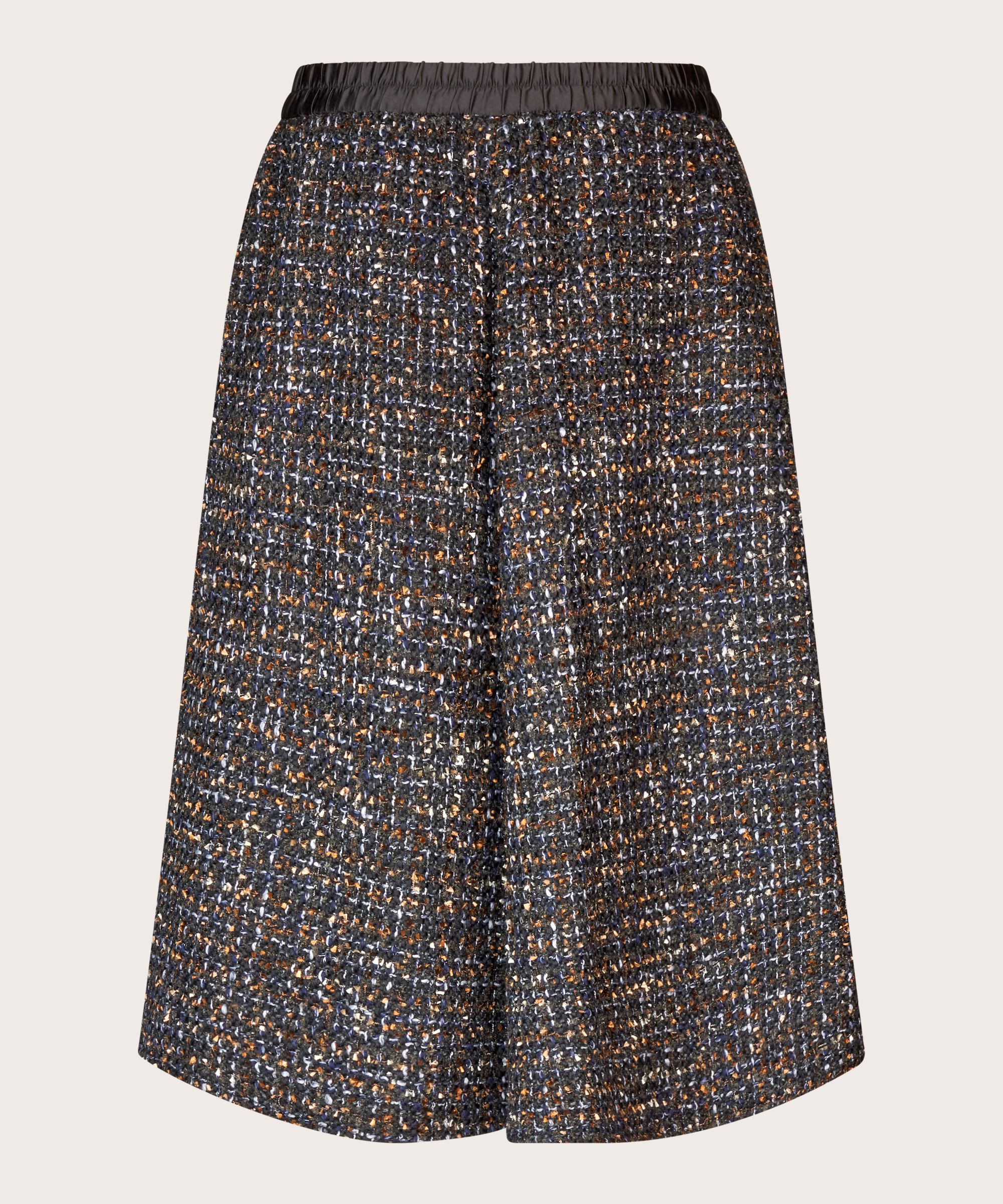 Shonda Nederdel, Black