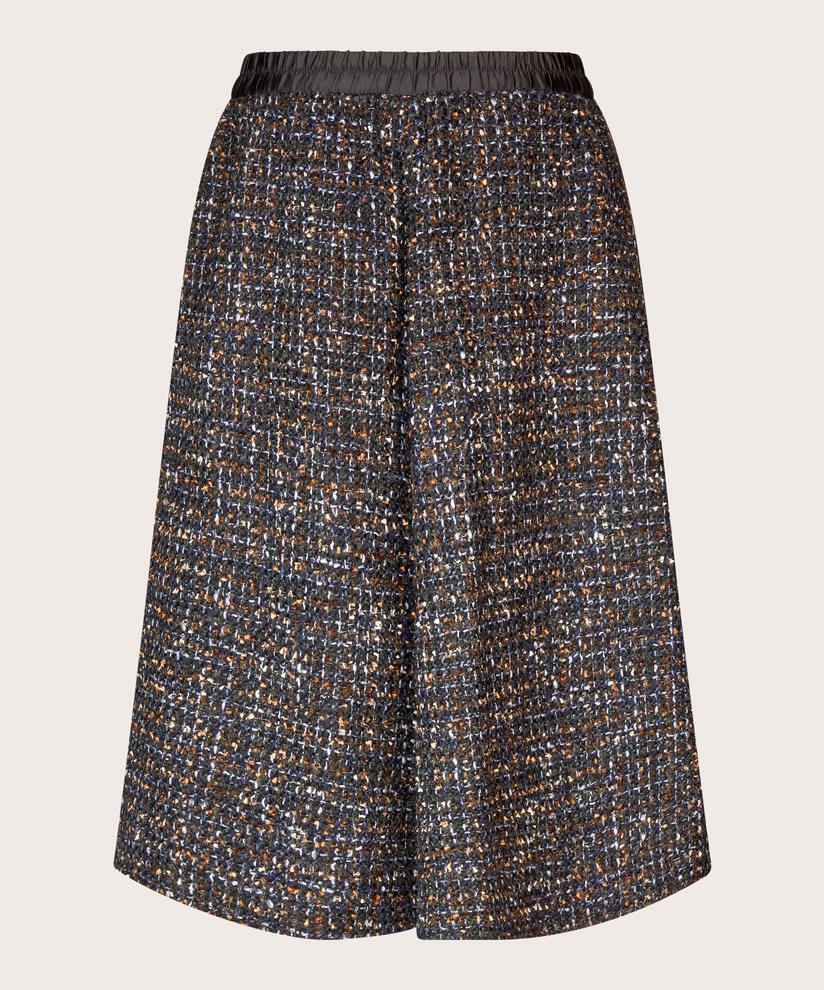 Shonda Nederdel, Black