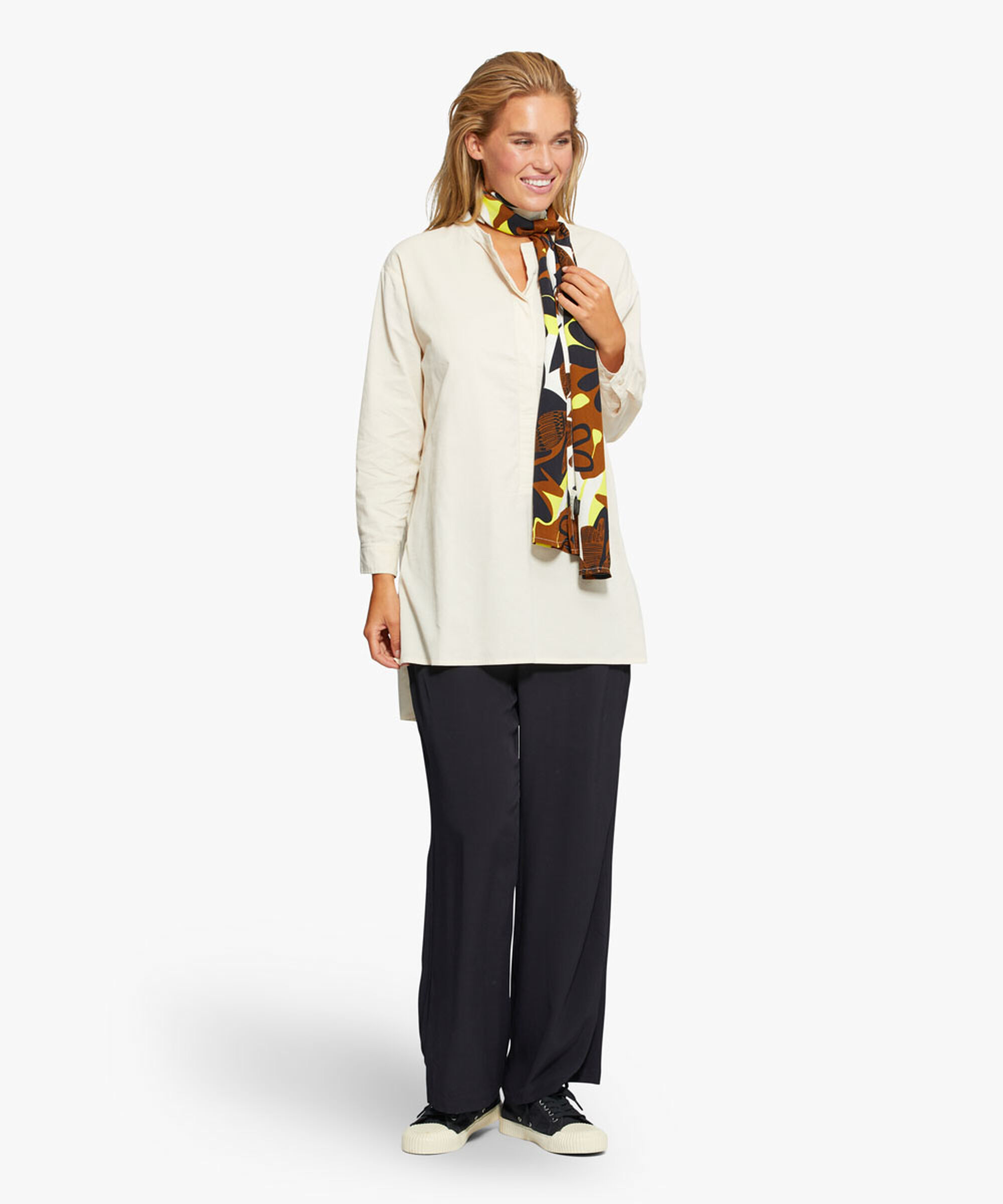 GLORIA TUNIKA, Whitecap