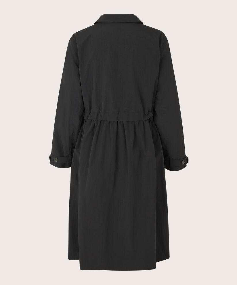 Tilia Frakke , Black