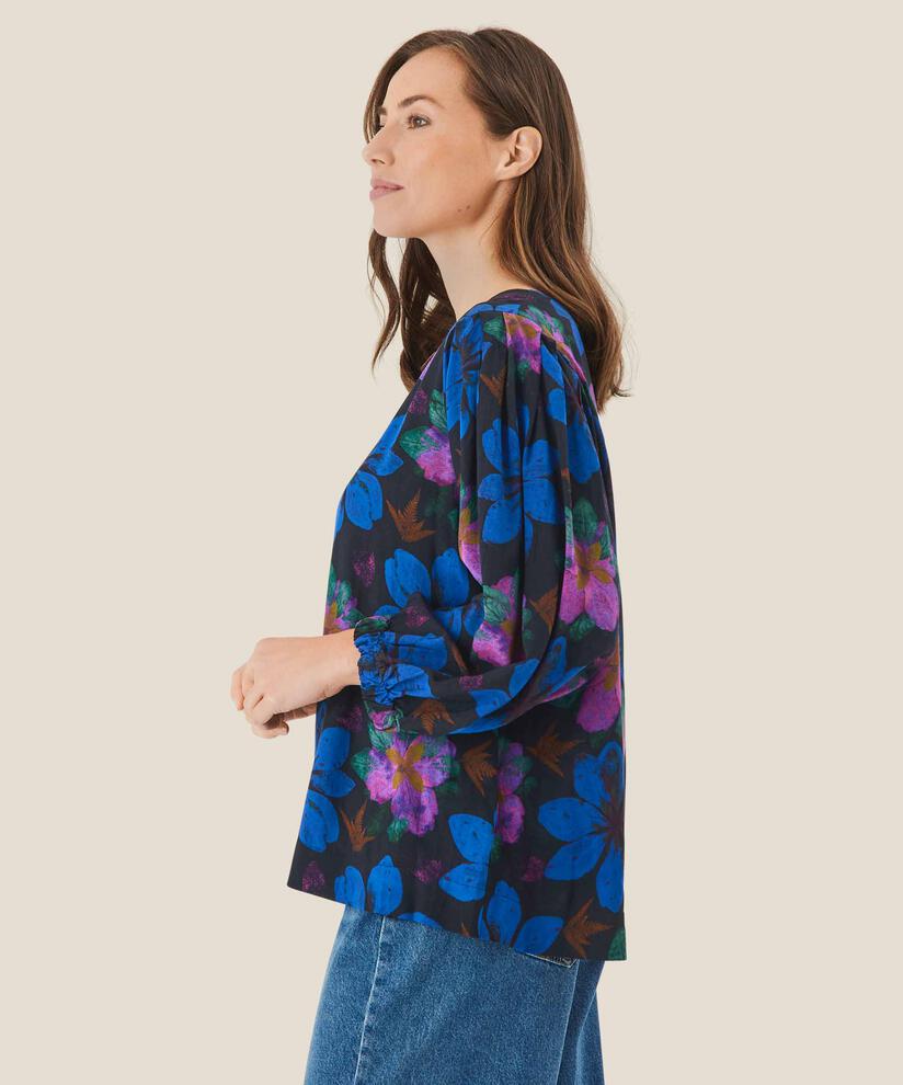 Brisa Top, Wild Aster