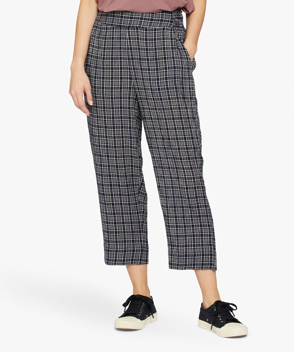 PETRINA BUKSER, Navy