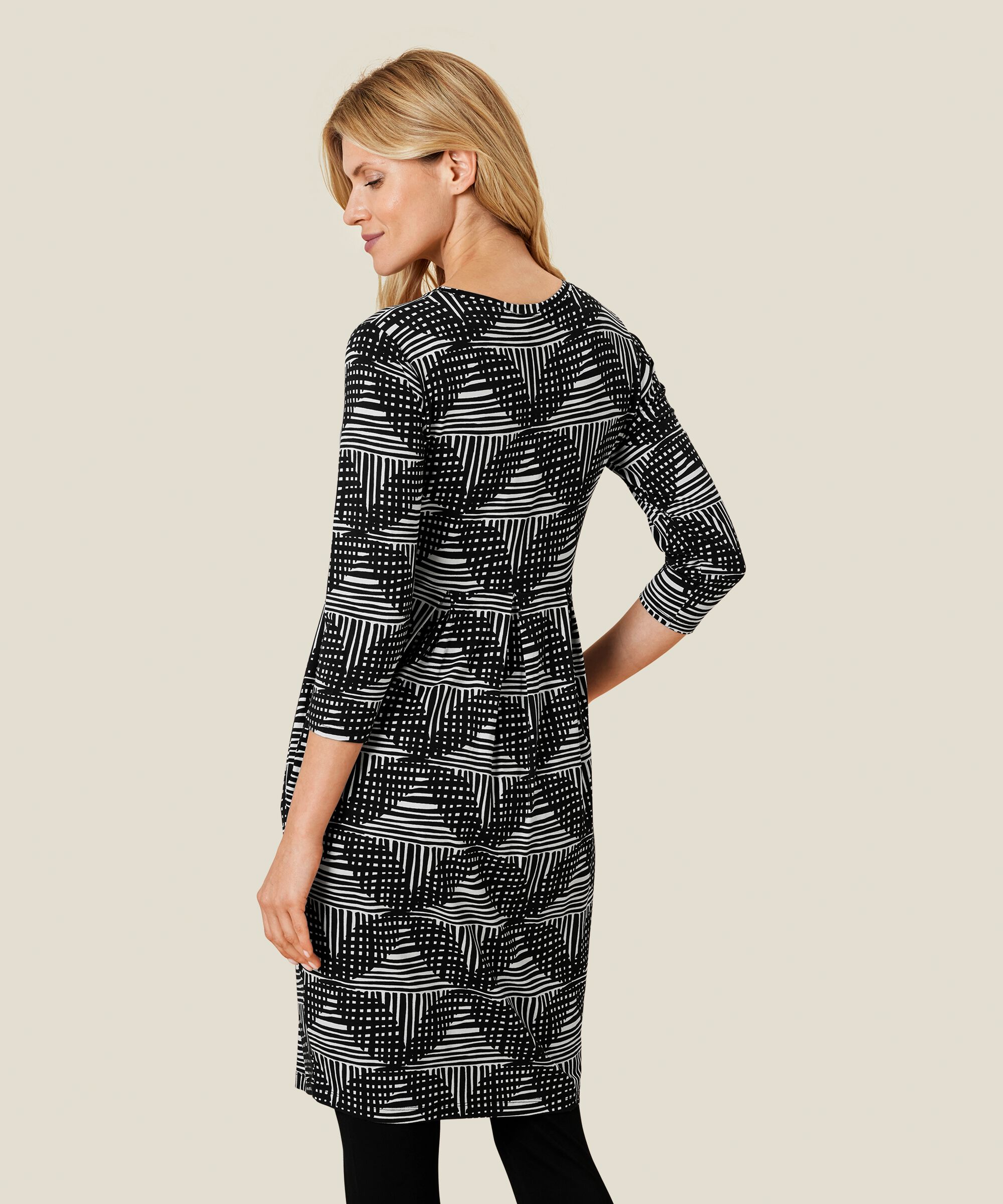 NOMA JERSEY KJOLE, Black