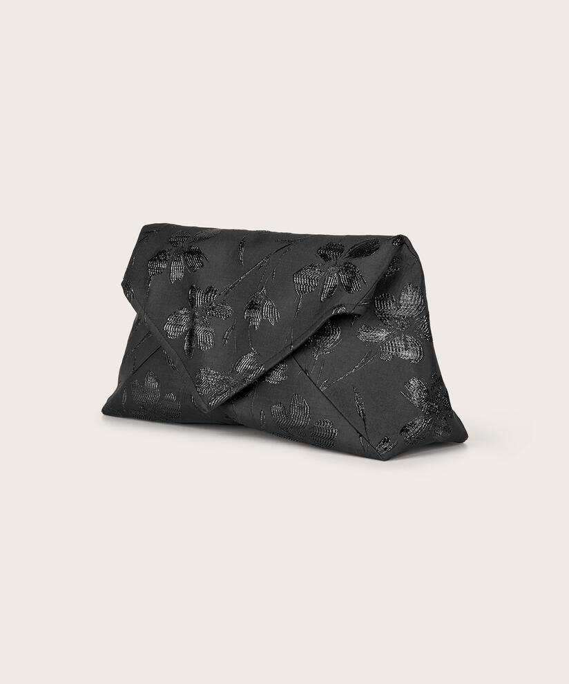 Requiel Taske, Black