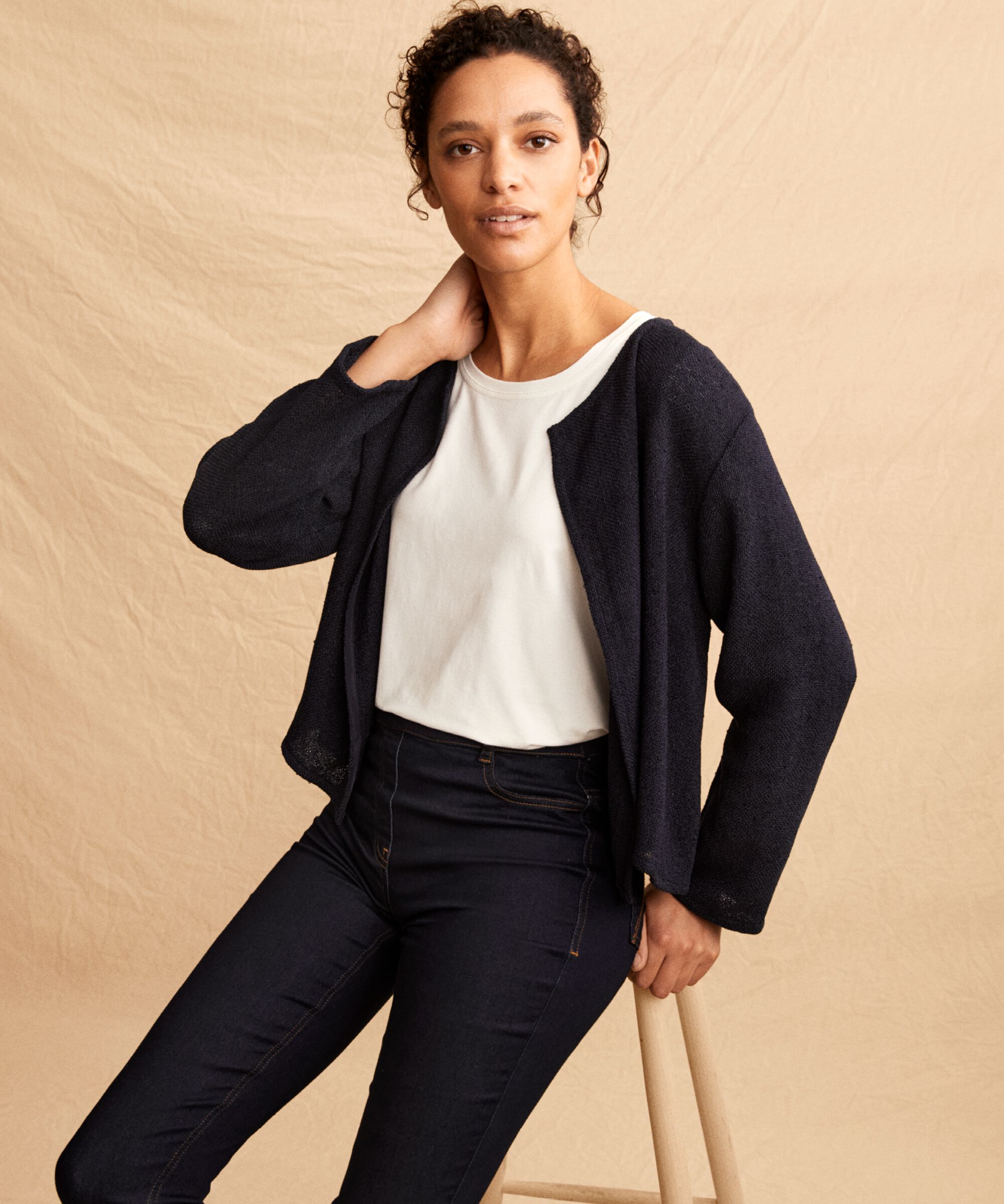 Julitta Jakke, Navy