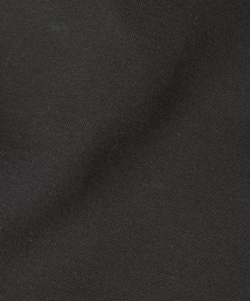 Tyni Frakke, Black