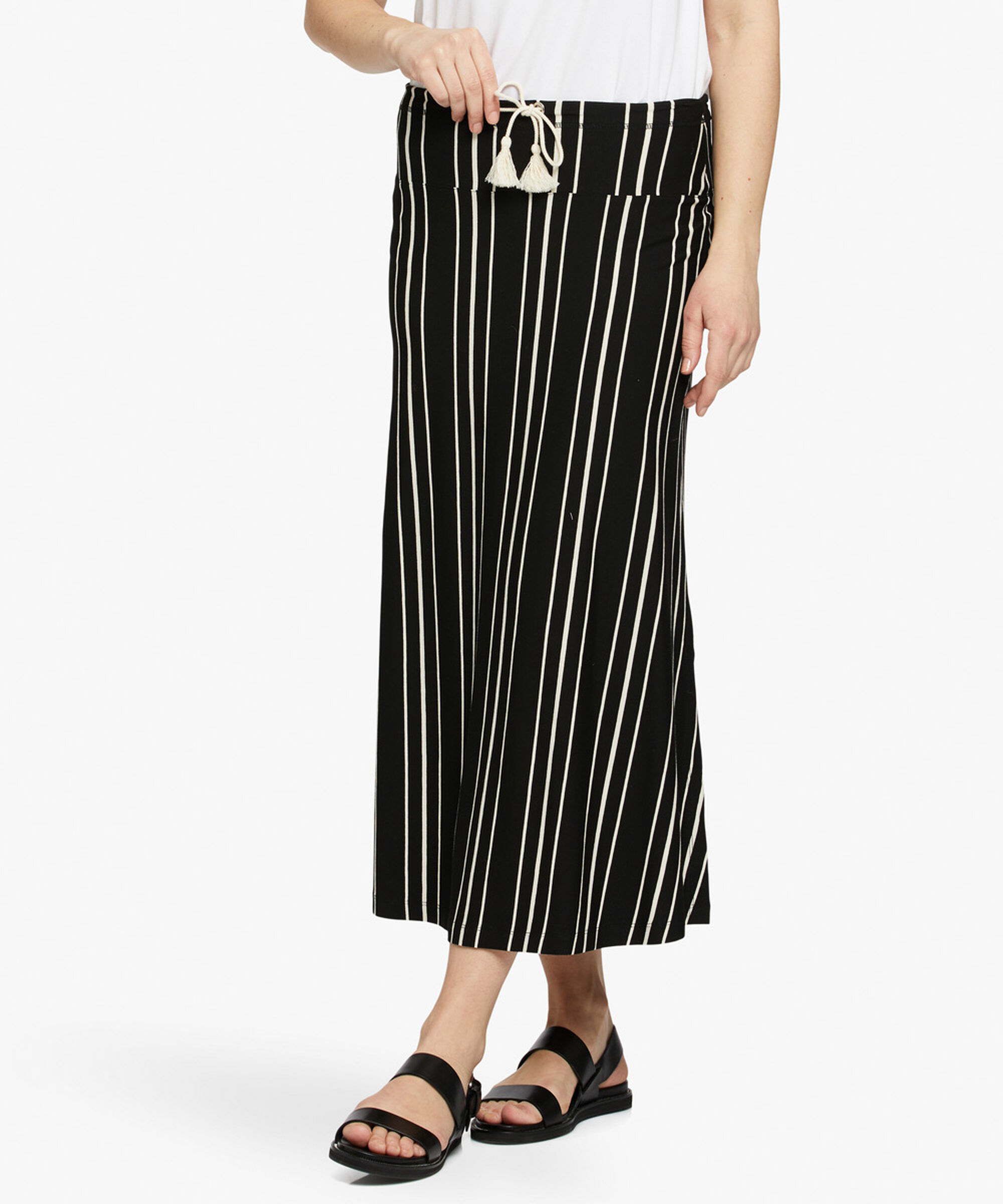 SANNA NEDERDEL, Black