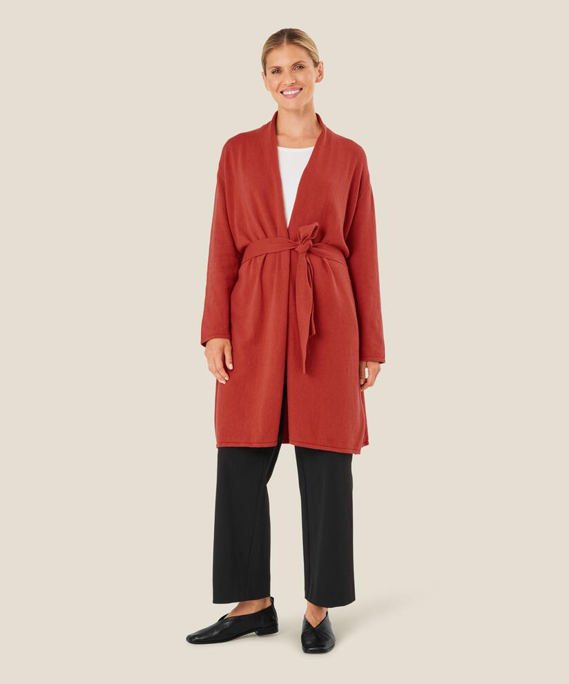 Lila Cardigan, Picante