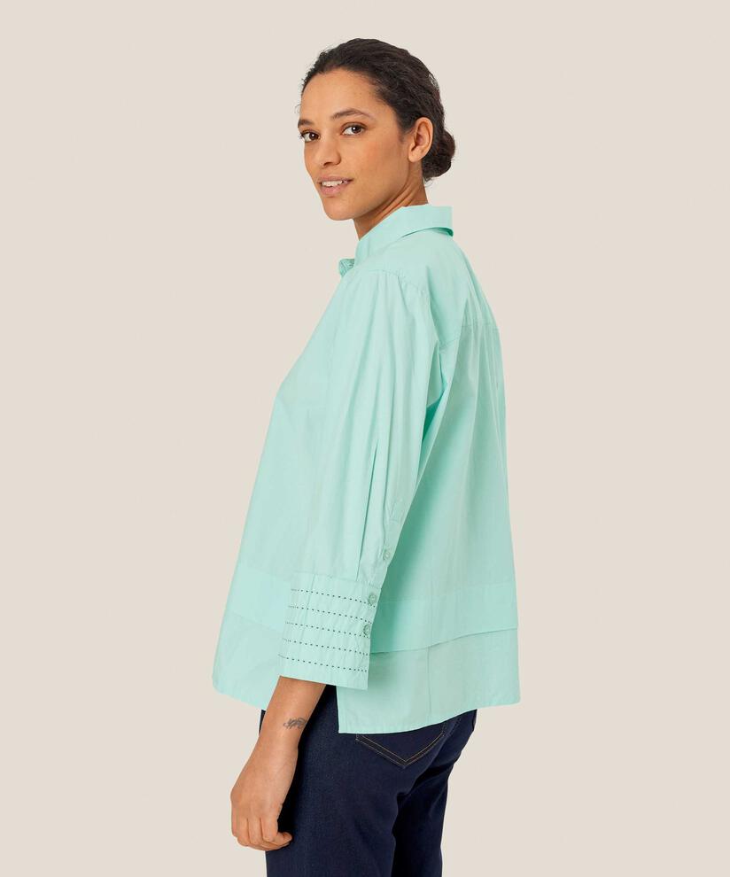 Ianela Skjorte, P. Turquoise