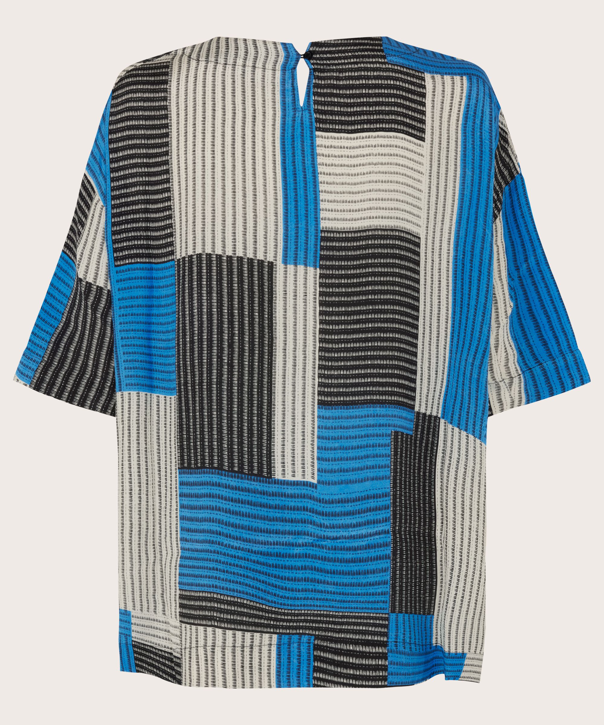 Degana Top, Nebulas Blue