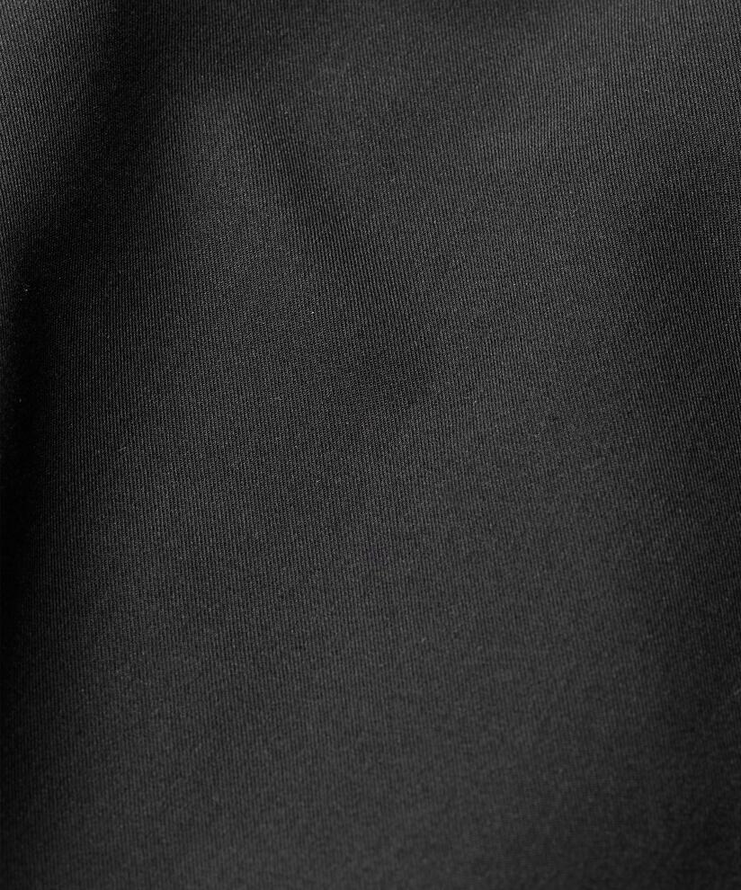 Julea Vest, Black