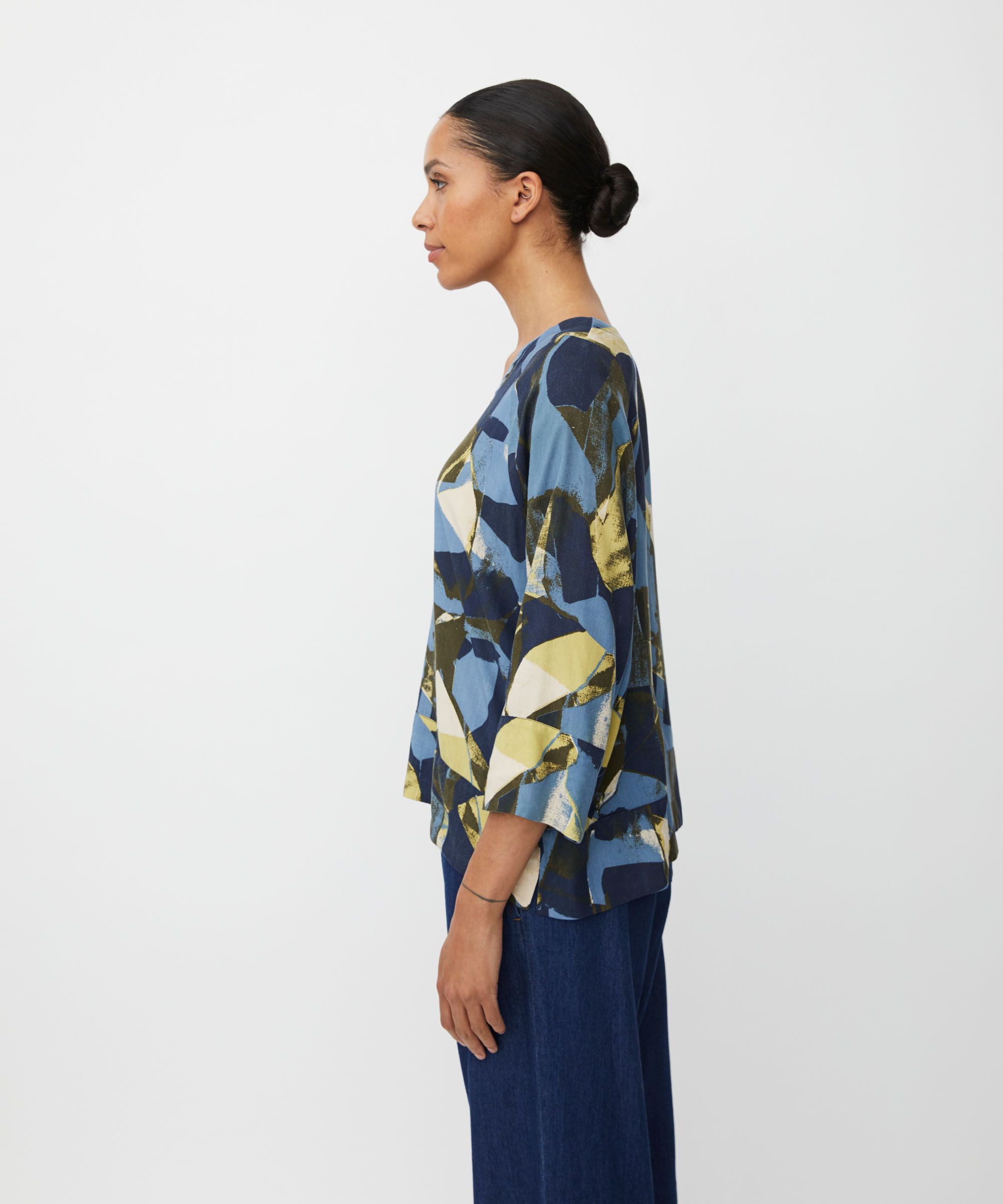 Benika Top, Proven Blue