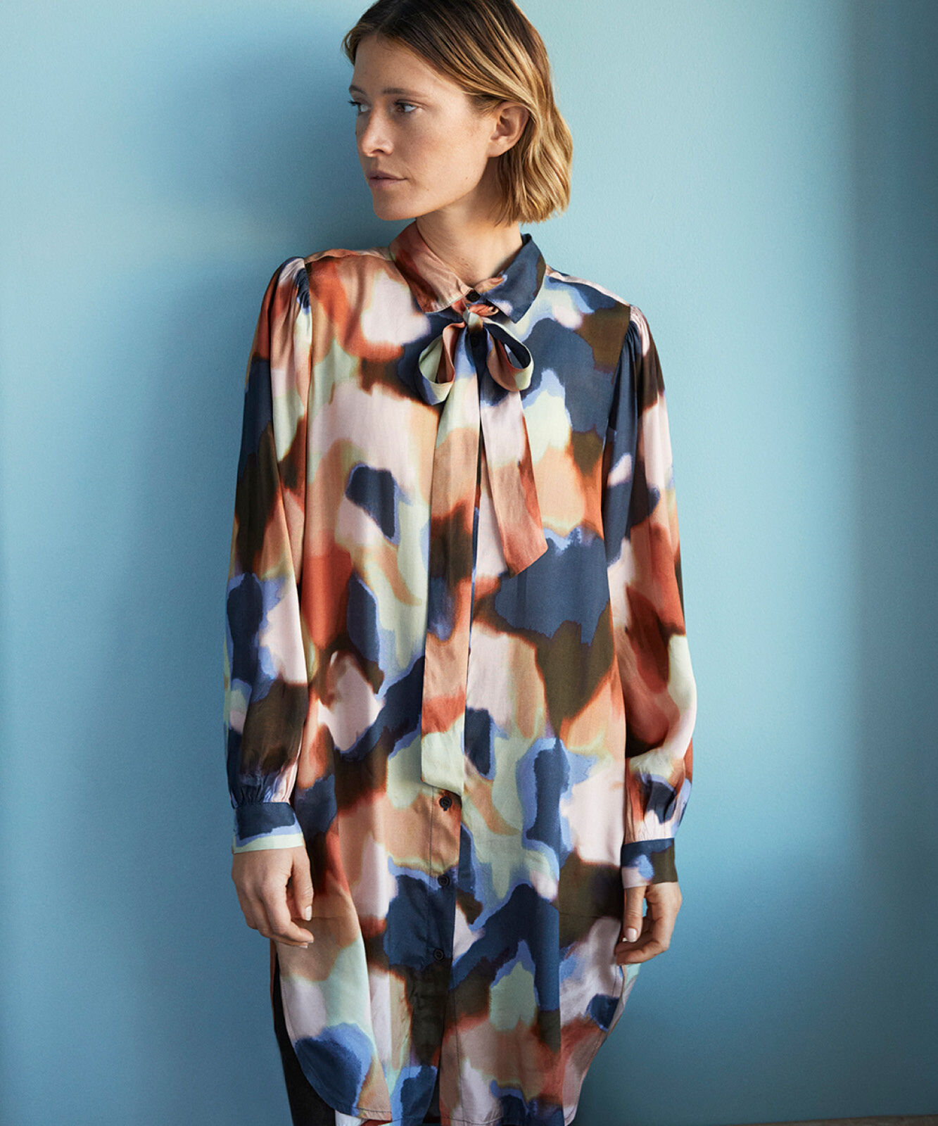 Nydemi kjole, Rose Smoke