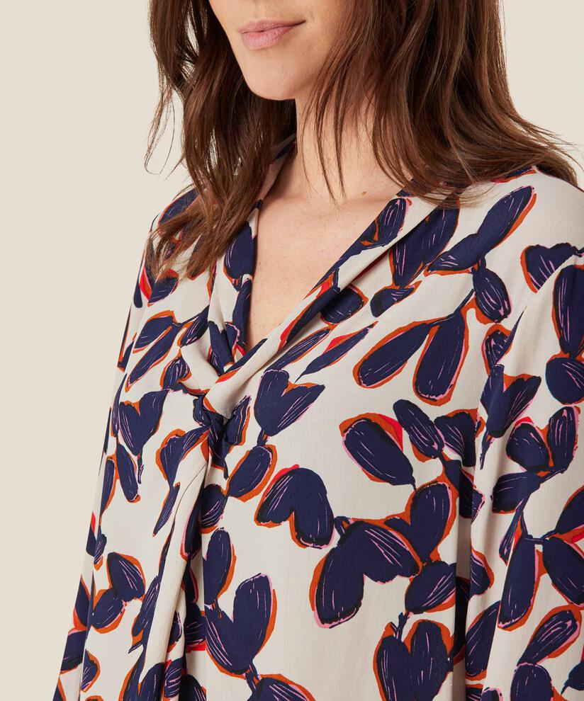 Bethany Top, Umber