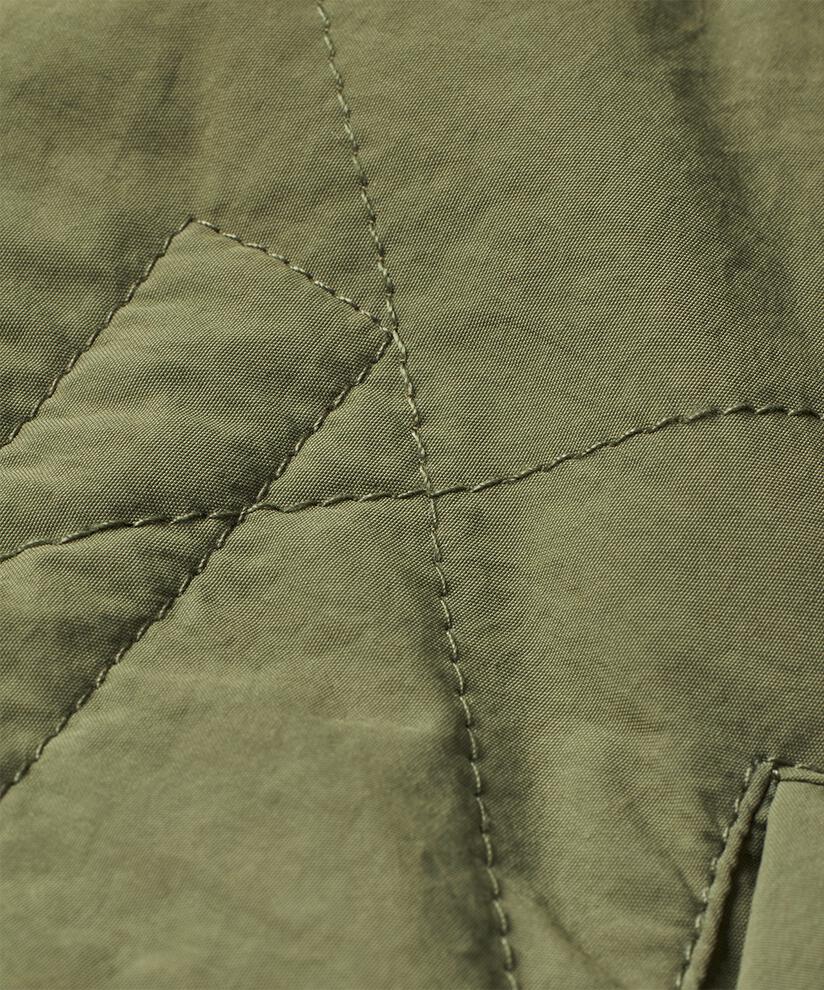 Topasi Frakke, D. Lichen Green