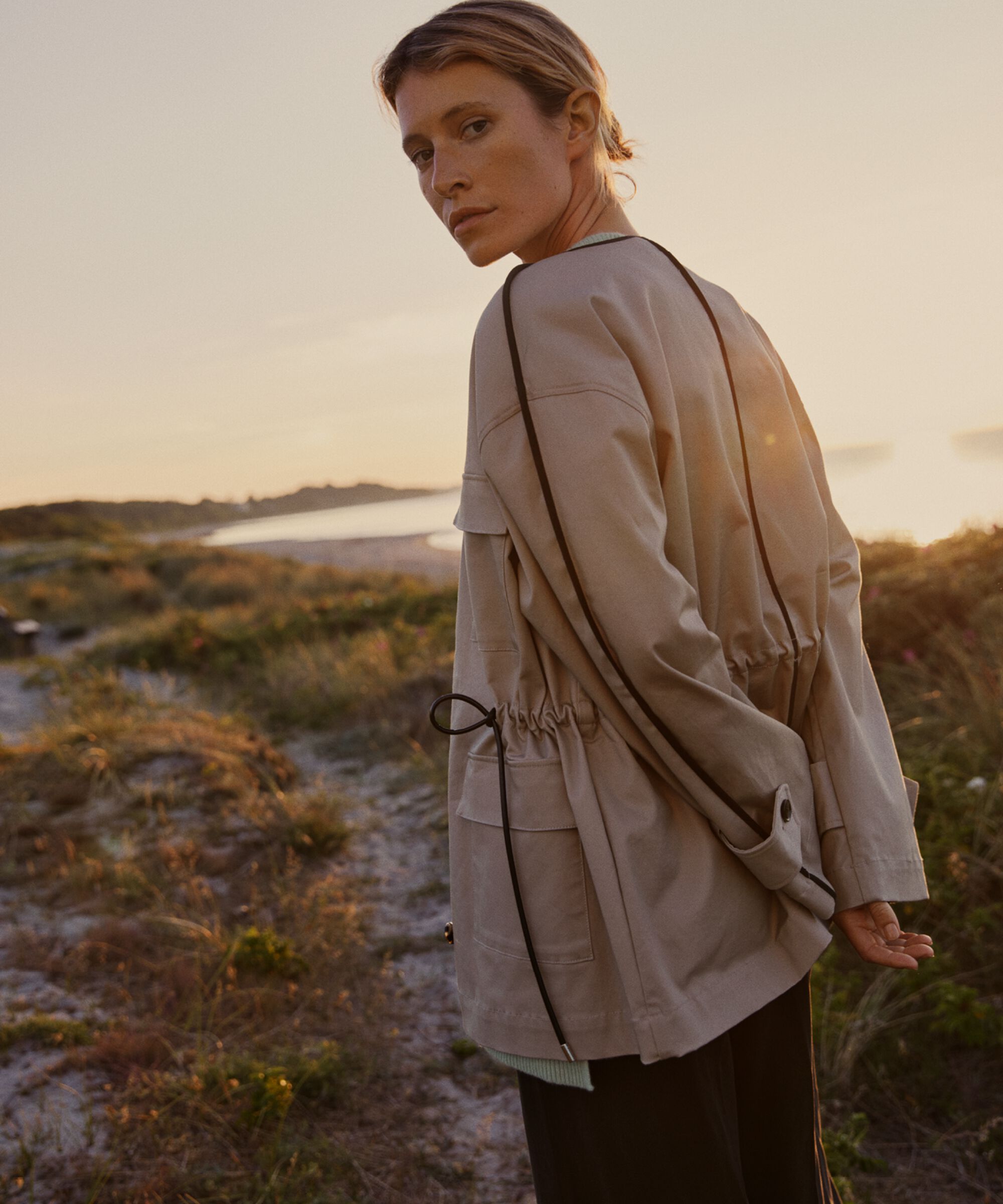 Tuniper Jakke, Plaza Taupe