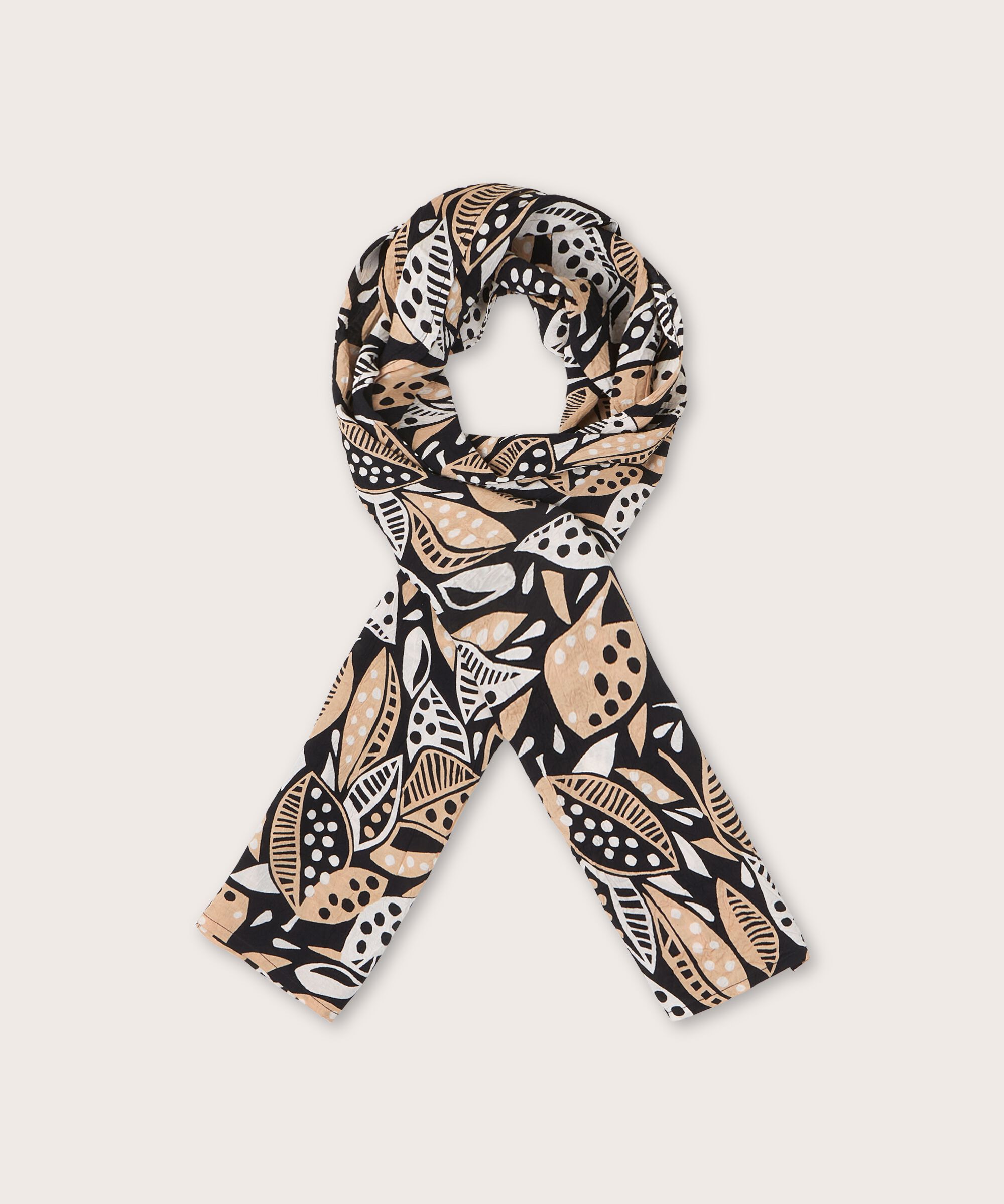 Along Tørklæde, Travertine