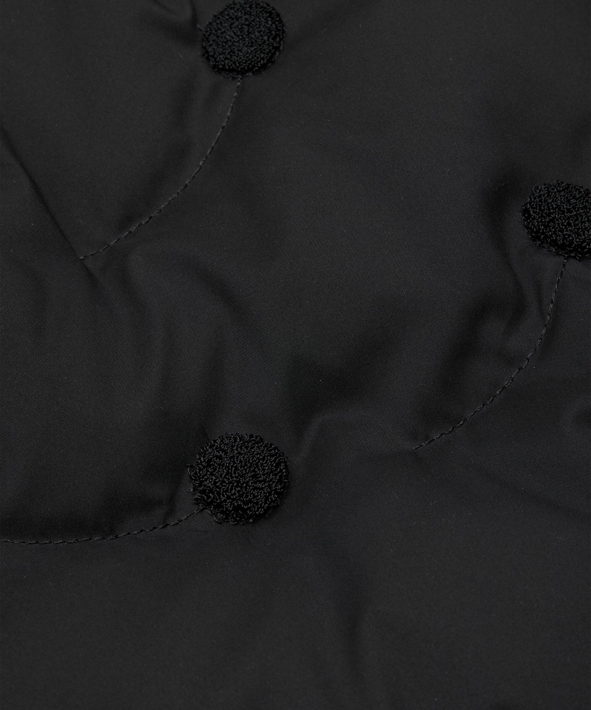Tahila Dunfrakke, Black