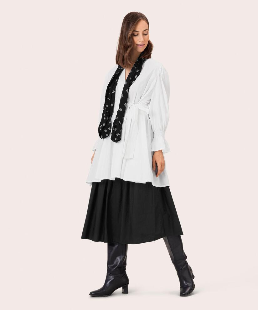 Sif Nederdel, Black