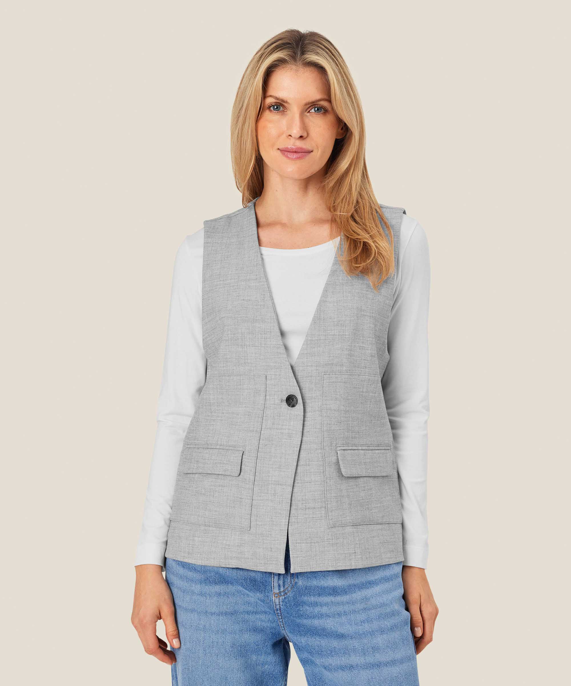 Jernesta Vest, L. Grey mel.