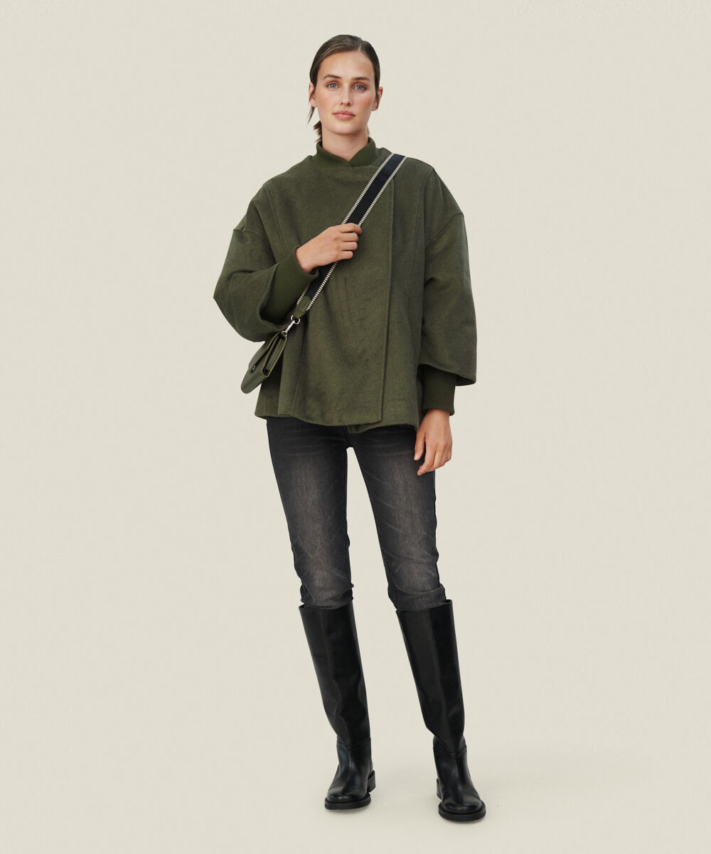 TABITHA ULDFRAKKE, Sea Turtle