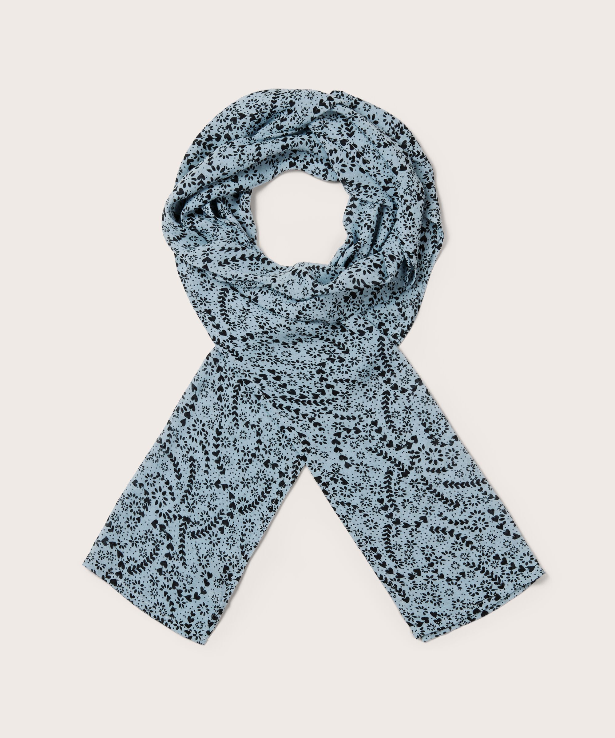 Along Tørklæde, Ashley Blue