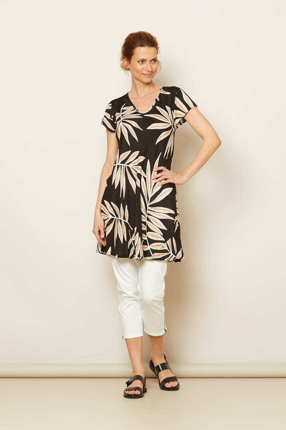 VAN TUNIKA, Chipmunk