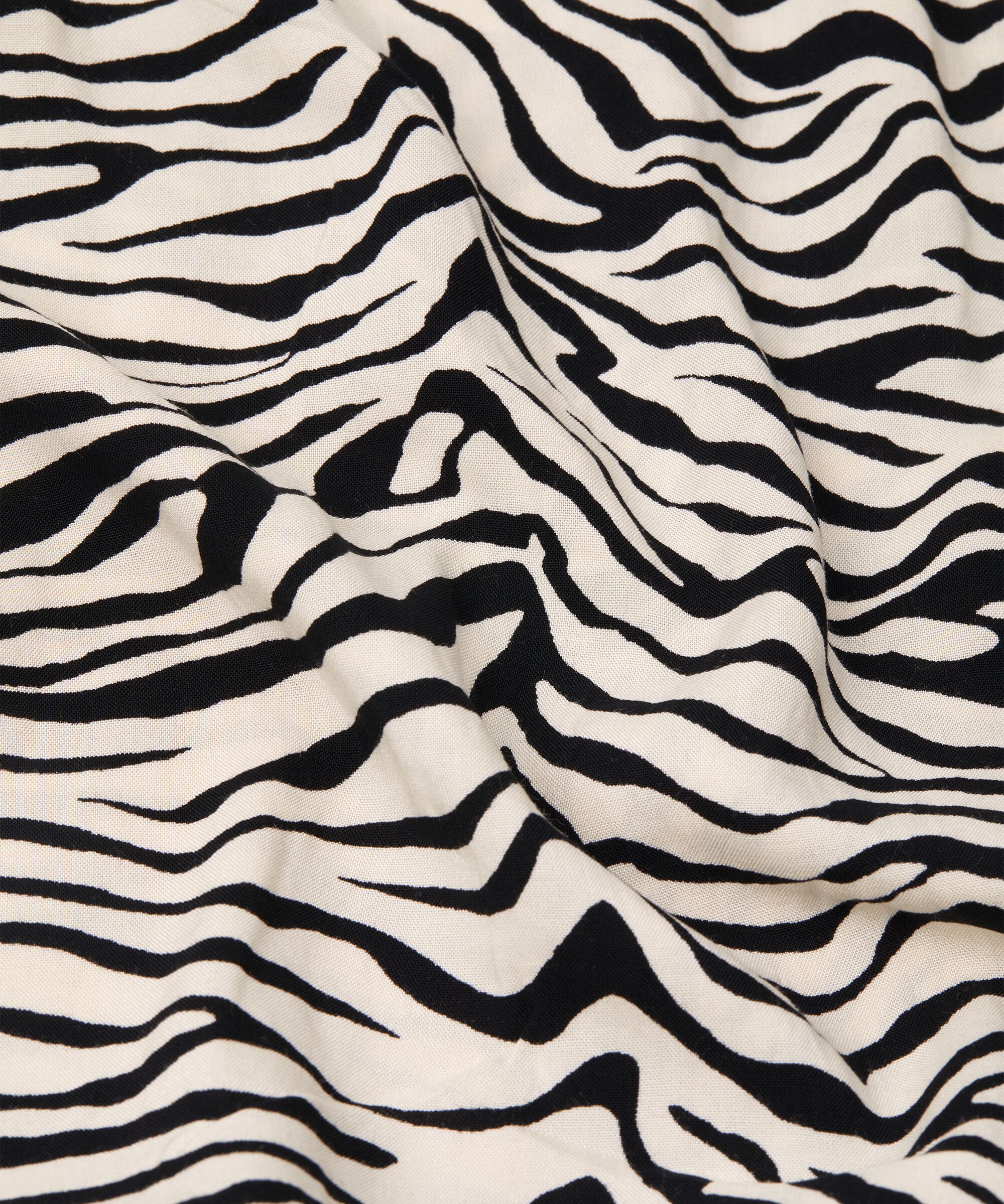 Nari Kjole, Whitecap