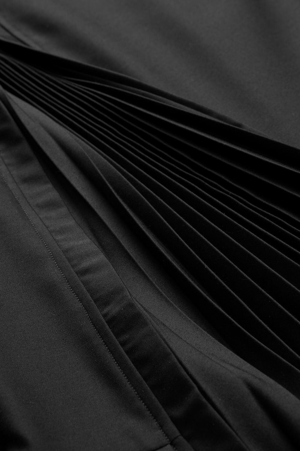 SUENA NEDERDEL, Black